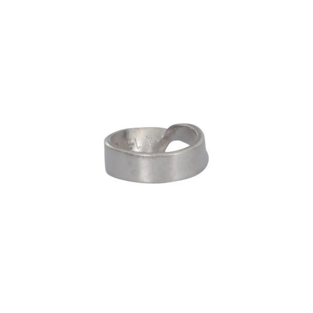 Twist Ring